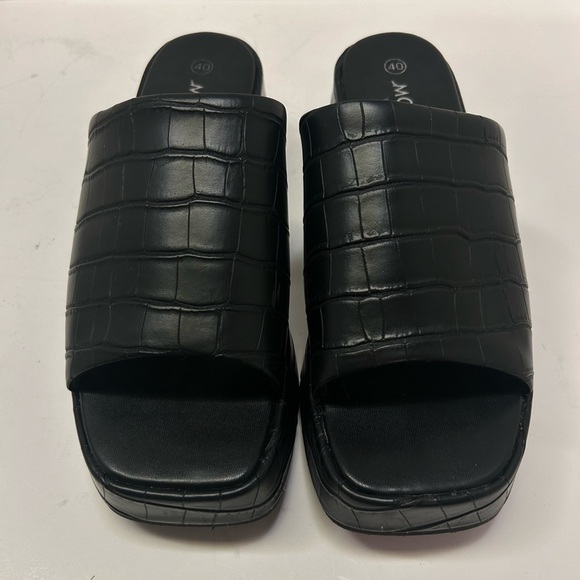 Monki Women’s Size 40 US 8.5 Black Vegan Leather Chunky Mule Faux Croc‎ Sandals - Picture 5 of 15